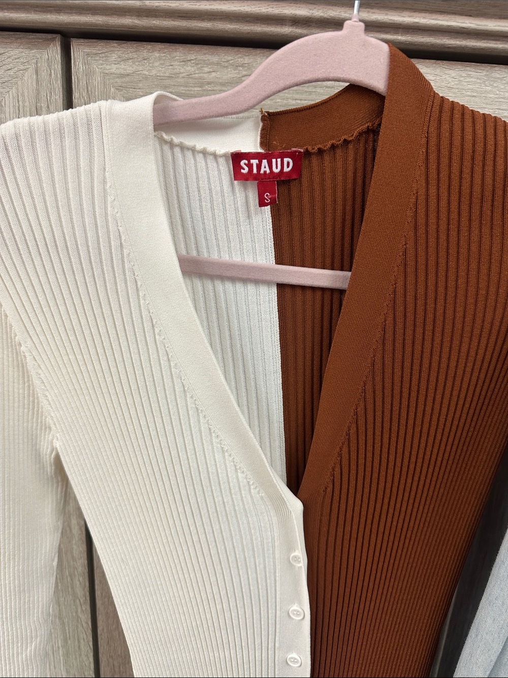 Staud Ribbed Button-Front Midi Dress in White & Brown size S - Picture 2 of 7